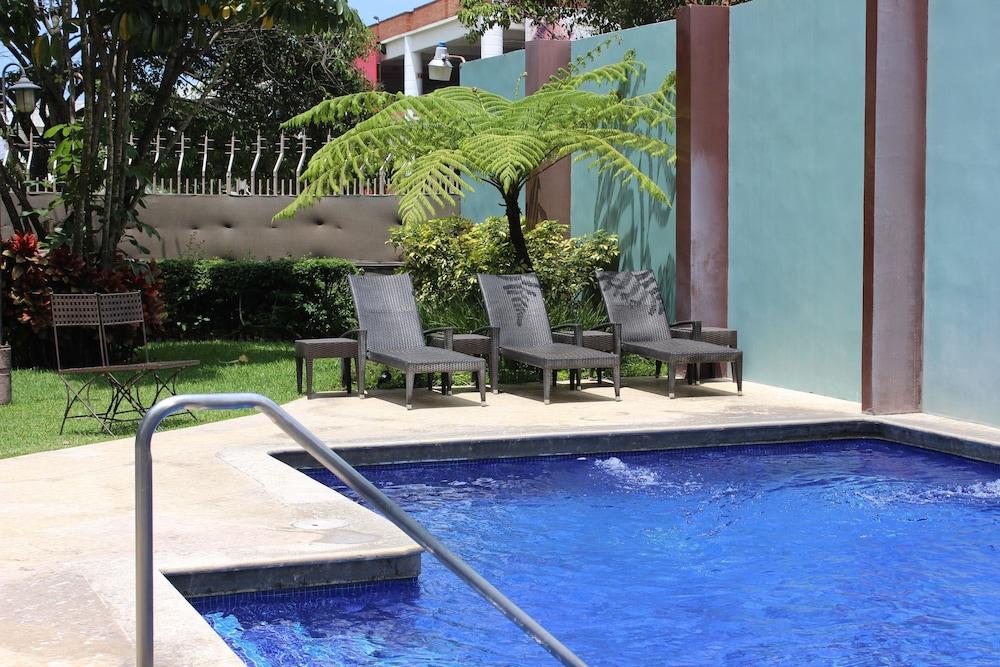 Courtyard By Marriott San Salvador Hotell Eksteriør bilde