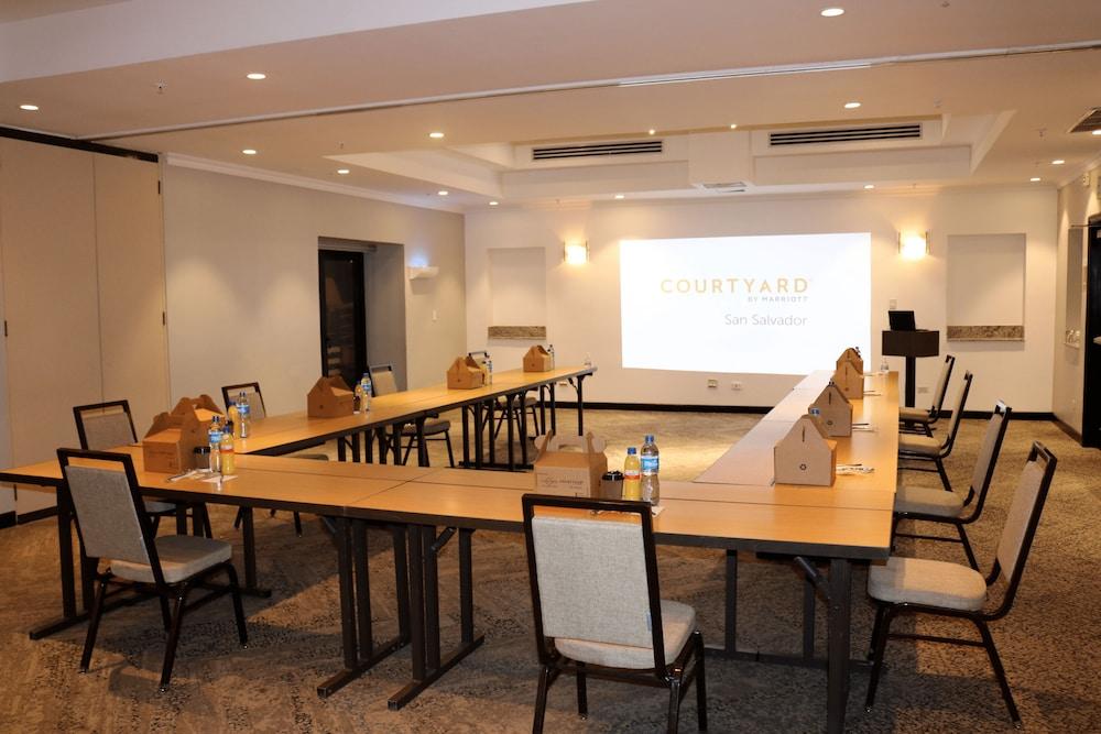 Courtyard By Marriott San Salvador Hotell Eksteriør bilde