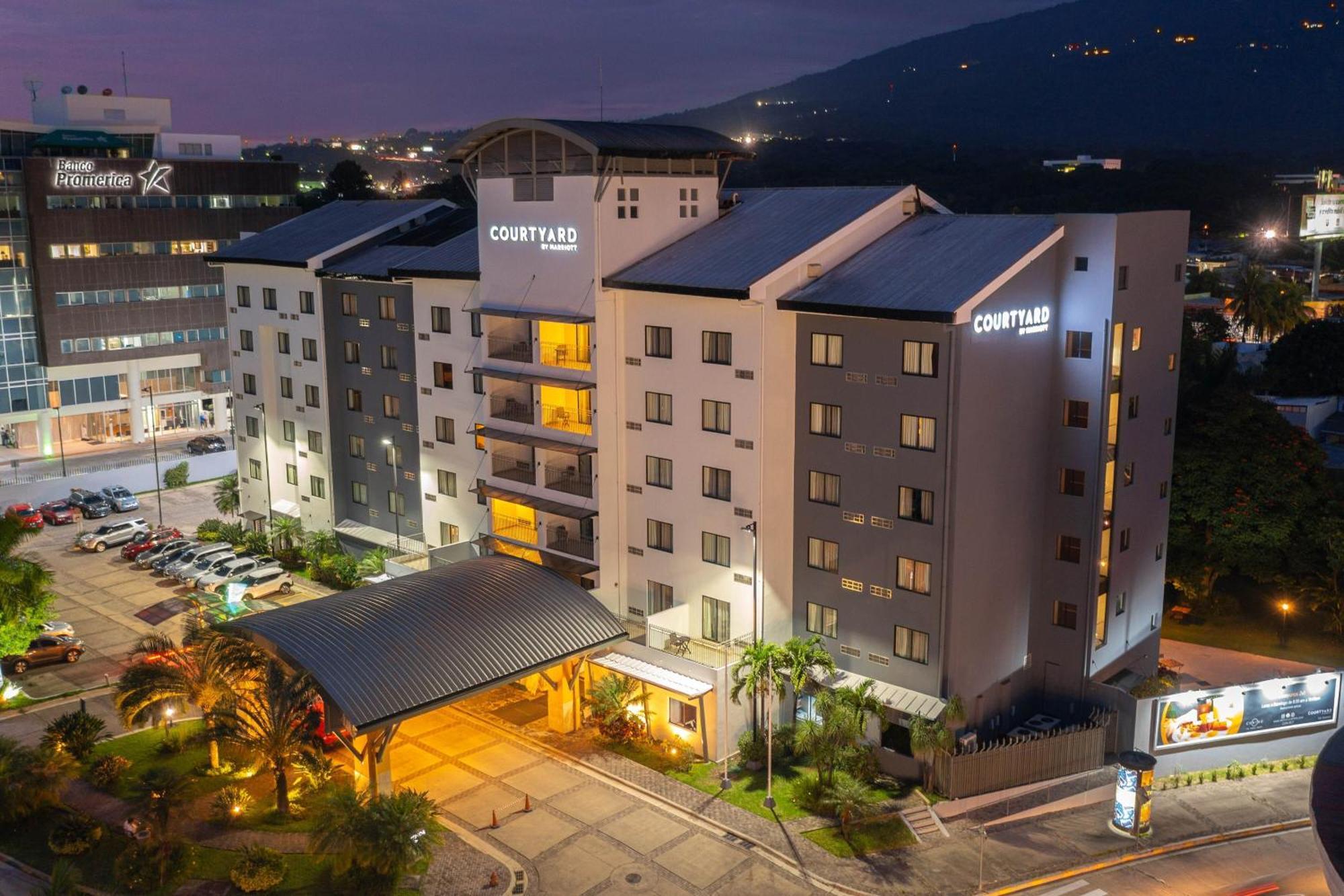 Courtyard By Marriott San Salvador Hotell Eksteriør bilde