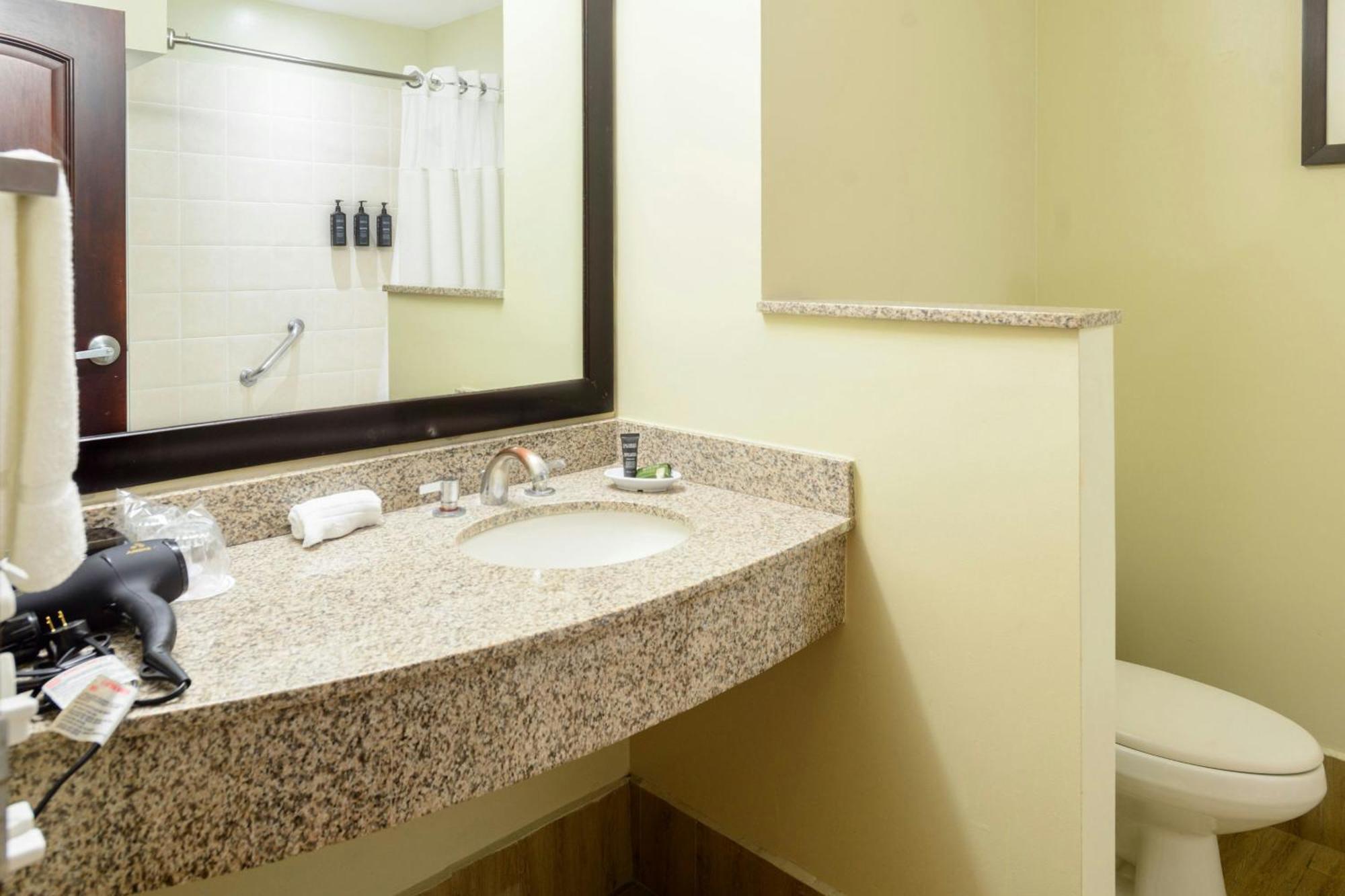 Courtyard By Marriott San Salvador Hotell Eksteriør bilde